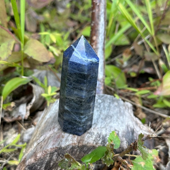 Sodalite Tower - Picture 3 of 5